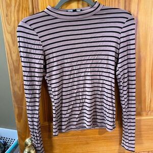 Cute stripes mock neck​
